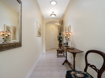 309-4753 River Road West - 2