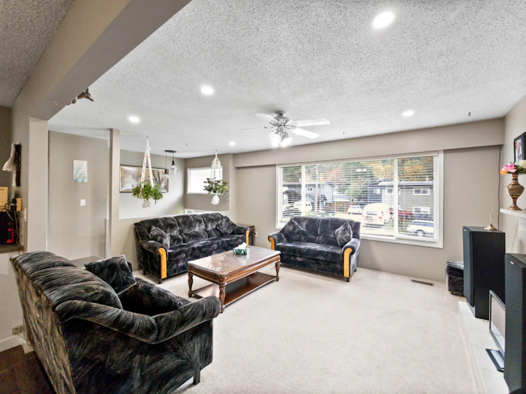 38143 Hemlock Avenue, Squamish, BC, V8B 0X6 - 10