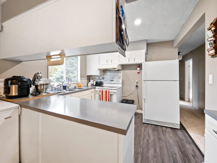 38143 Hemlock Avenue, Squamish, BC, V8B 0X6 - 5