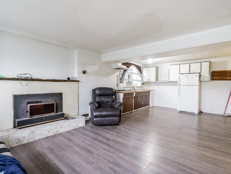 15058 Robin Crescent, Surrey, BC, V3R 4X8 - 22
