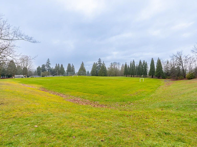 15058 Robin Crescent, Surrey, BC, V3R 4X8 - 32