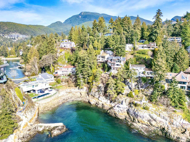 5295 Gulf Place, West Vancouver, BC, V7W 2V9