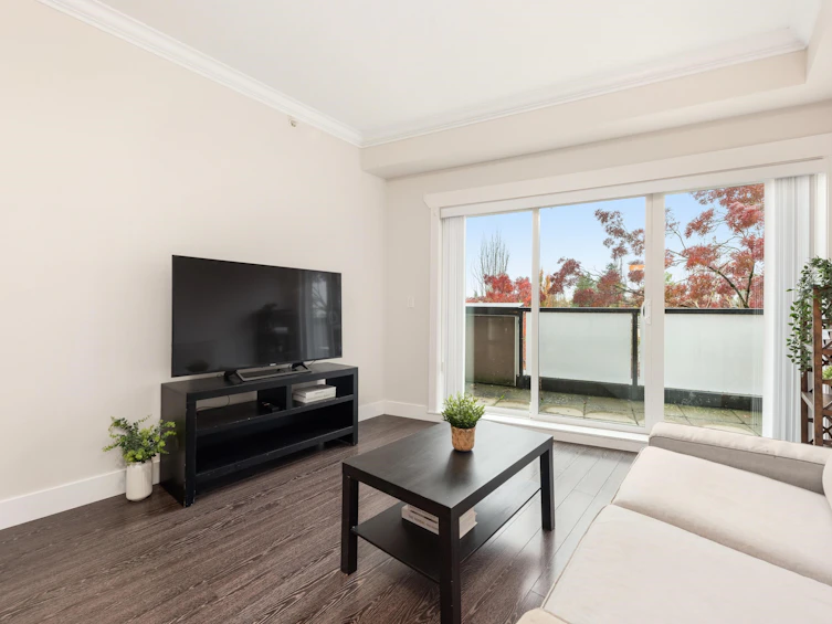 401-3437 Kingsway, Vancouver, BC, V5R 5L3 - 4