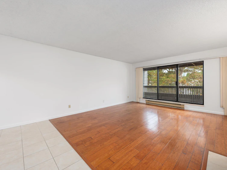 318-5800 Cooney Road, Richmond, BC, V6X 3A8 - 4