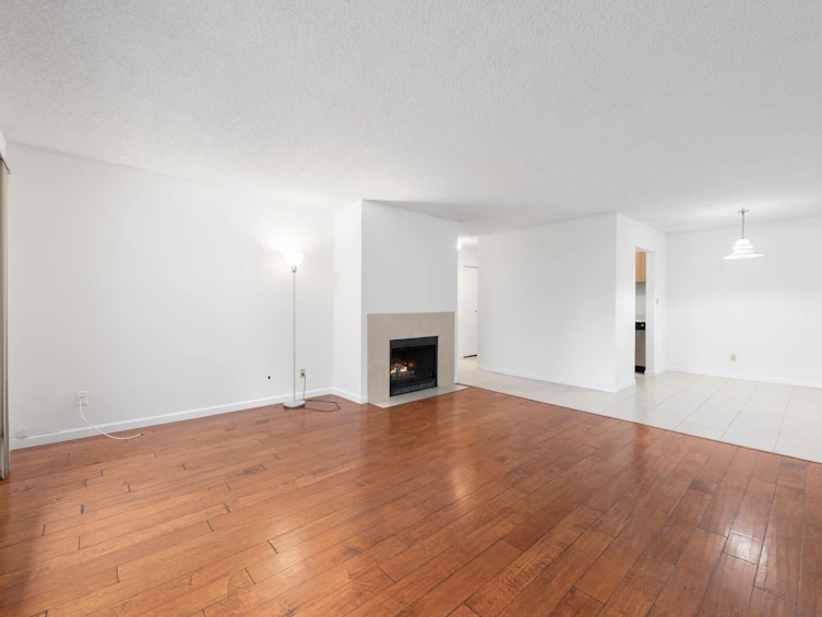 318-5800 Cooney Road, Richmond, BC, V6X 3A8 - 6