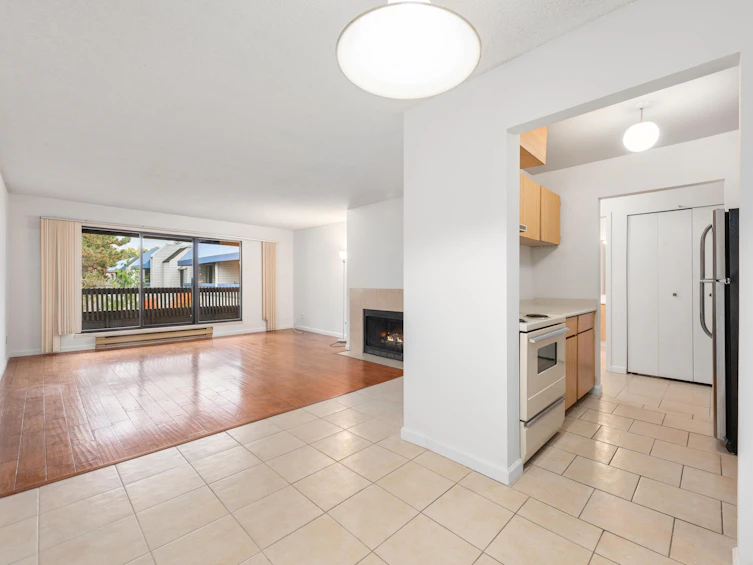 318-5800 Cooney Road, Richmond, BC, V6X 3A8 - 8