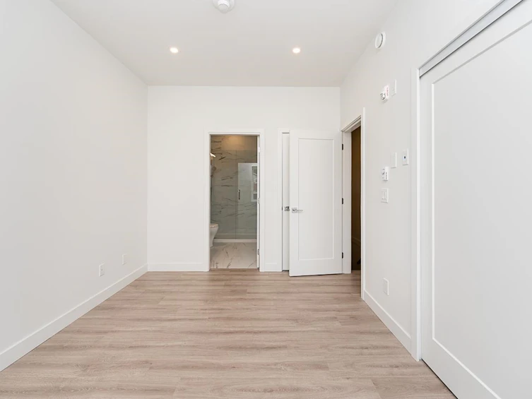 207-7161 17th Avenue, Burnaby, BC, V3N 0K1 - 28