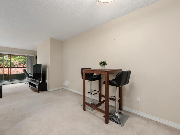 303-8600 Ackroyd Road, Richmond, BC, V6X 3G1 - 6