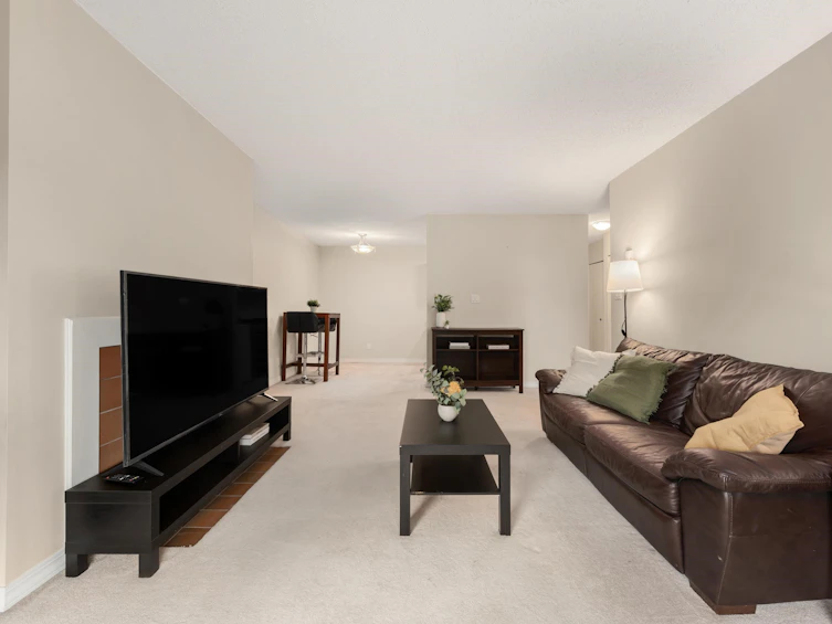 303-8600 Ackroyd Road, Richmond, BC, V6X 3G1 - 5