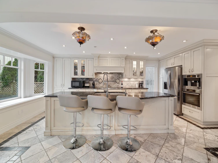 128 Hythe Avenue, Burnaby, BC, V5B 3H7 - 15