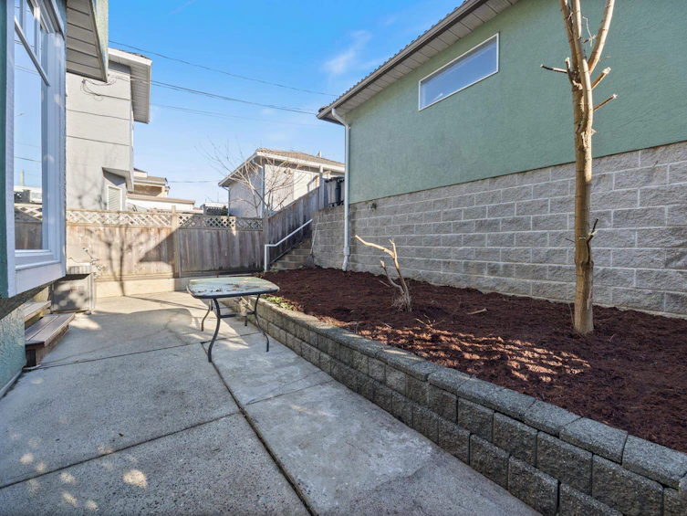 128 Hythe Avenue, Burnaby, BC, V5B 3H7 - 36