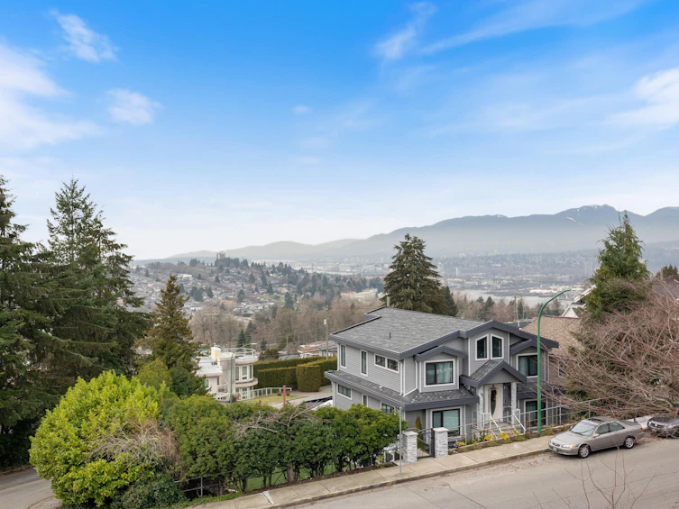 128 Hythe Avenue, Burnaby, BC, V5B 3H7 - 33