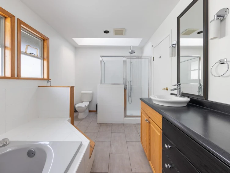 14098 20 Avenue, Surrey, BC, V4A 8P8 - 27