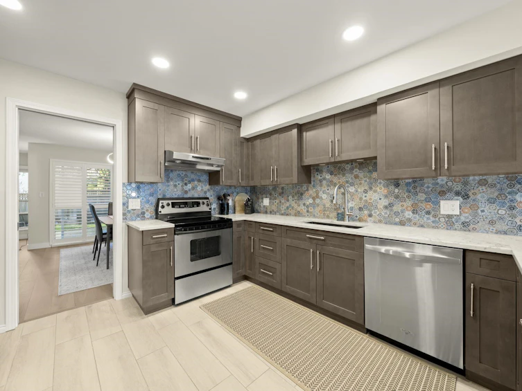 27-1925 Indian River Crescent, North Vancouver, BC, V7G 2P8 - 21
