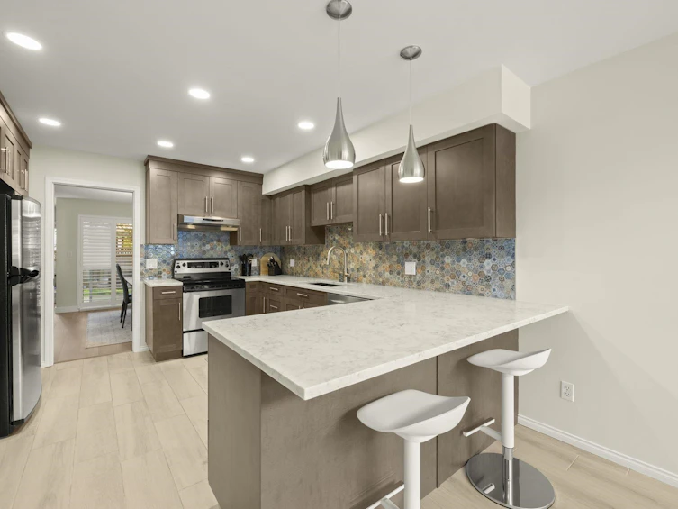27-1925 Indian River Crescent, North Vancouver, BC, V7G 2P8 - 6