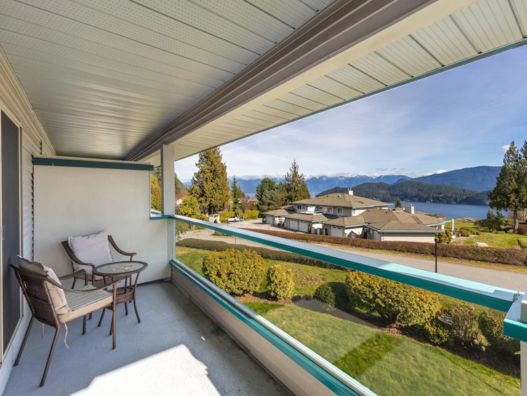 27-555 Eaglecrest Drive, Gibsons, BC, V0N 1V0 - 4