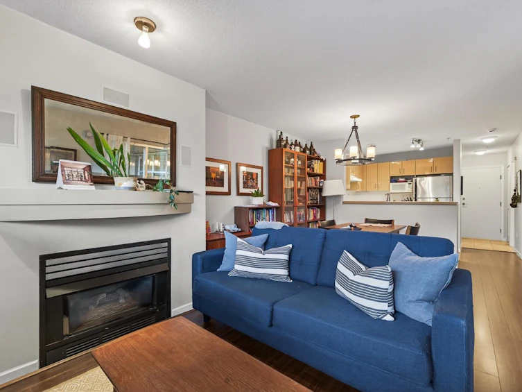 106-2983 W 4th Avenue, Vancouver, BC, V6K 1R5