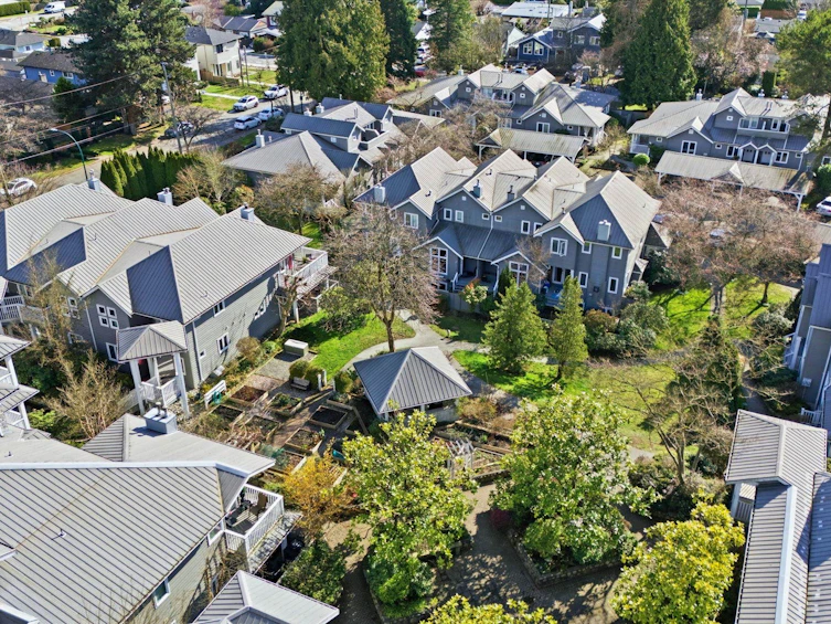 203-1538 Bowser Avenue, North Vancouver, BC, V7P 2Y3 - 35