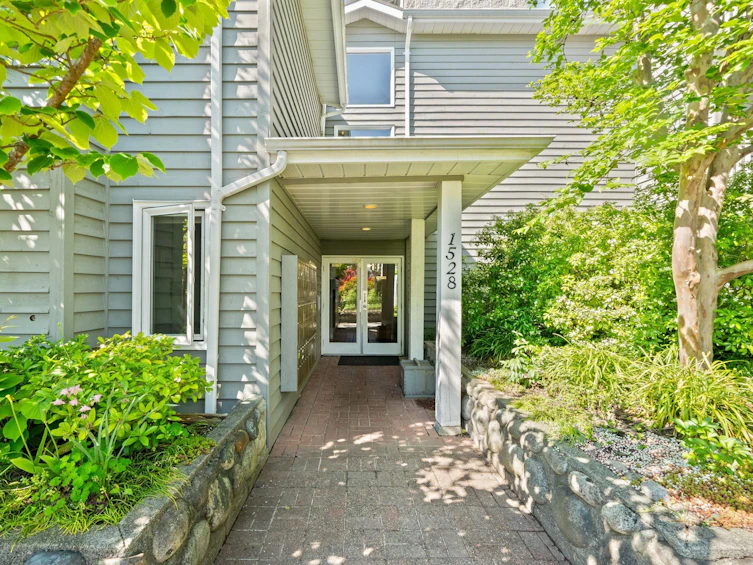 203-1538 Bowser Avenue, North Vancouver, BC, V7P 2Y3 - 29
