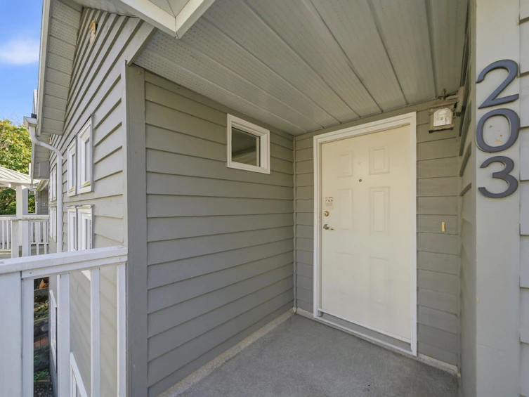 203-1538 Bowser Avenue, North Vancouver, BC, V7P 2Y3 - 21