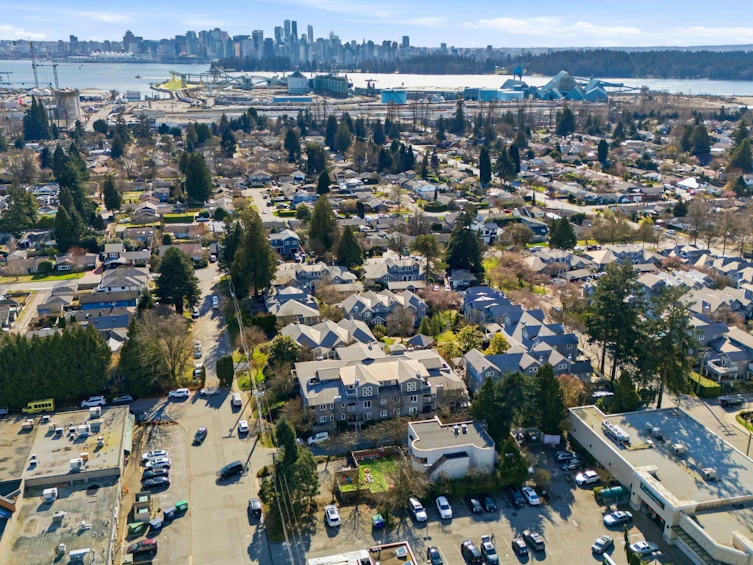 203-1538 Bowser Avenue, North Vancouver, BC, V7P 2Y3 - 36