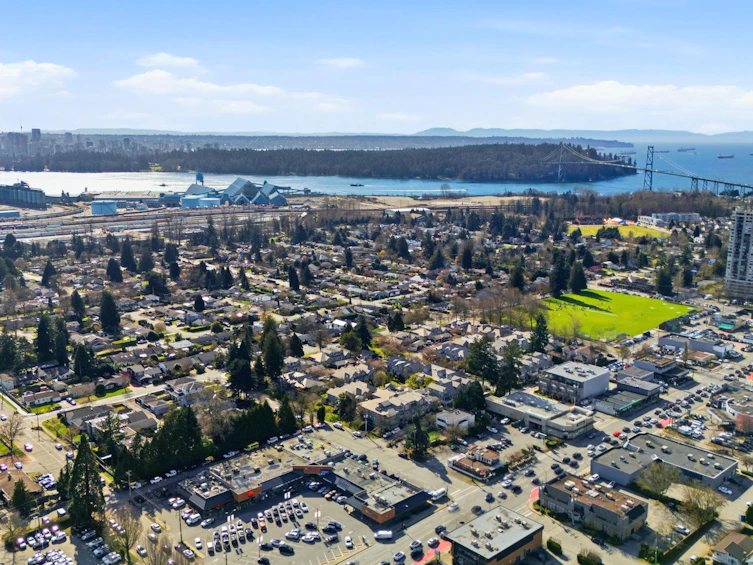 203-1538 Bowser Avenue, North Vancouver, BC, V7P 2Y3 - 39