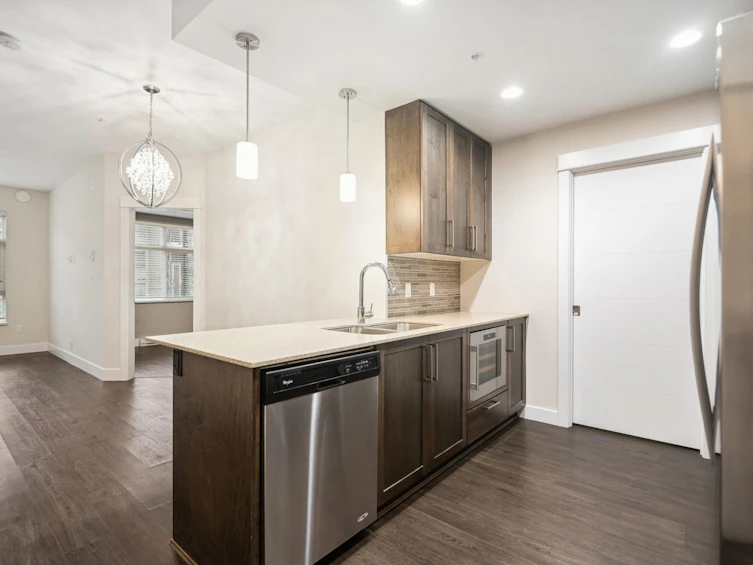 205-2495 Wilson Avenue, Port Coquitlam, BC, V3C 0E4 - 10