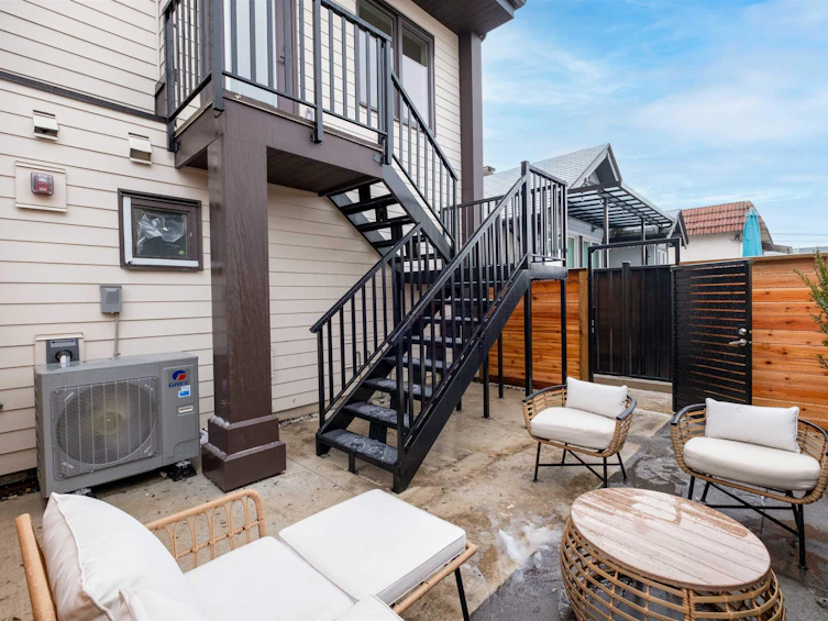 3-2667 E Pender Street, Vancouver, BC, V5K 2B6 - 26