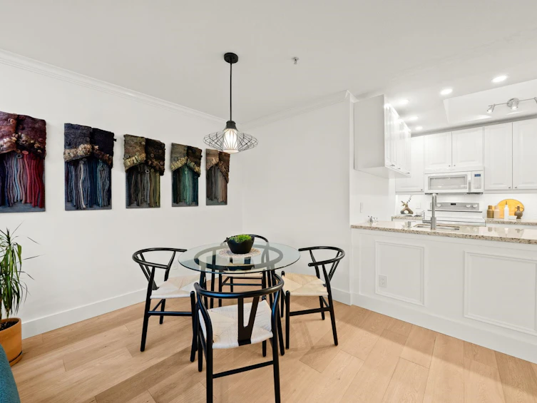 409-2250 W 3rd Avenue, Vancouver, BC, V6K 1L4 - 9