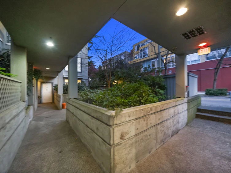 409-2250 W 3rd Avenue, Vancouver, BC, V6K 1L4 - 34