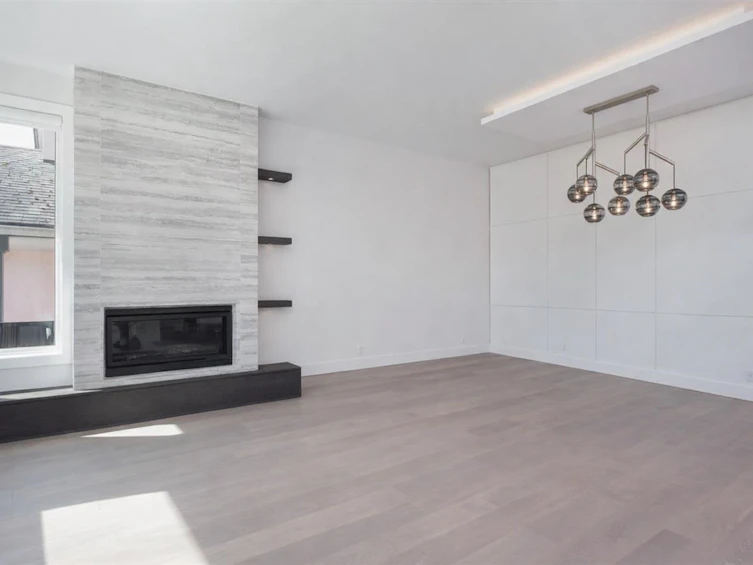 356 W 28th Street, North Vancouver, BC, V7N 2J1 - 3