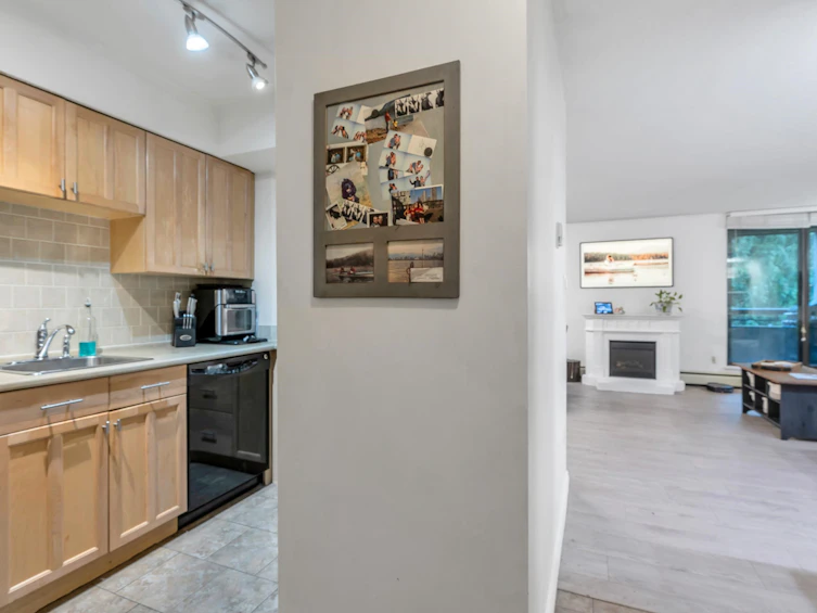 501-3771 Bartlett Court, Burnaby, BC, V3J 7G8 - 16