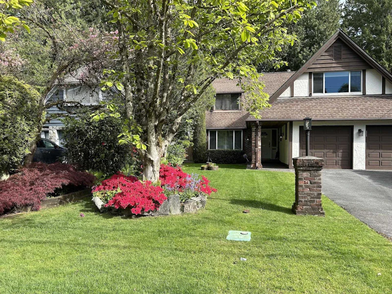 1168 Canyon Boulevard, North Vancouver BC V7R 2K4