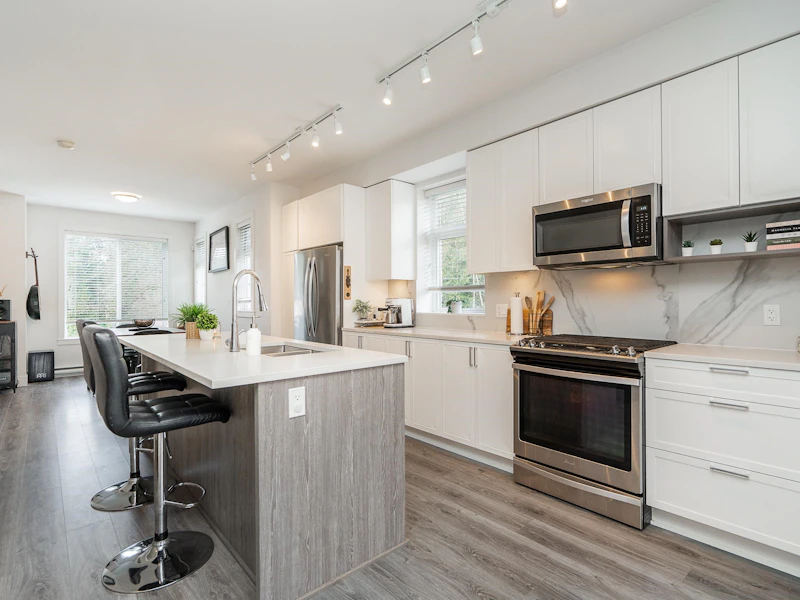 22 - 9718 161a Street, Surrey BC
