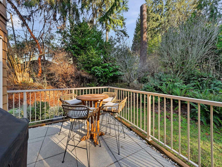 105-2832 Capilano Road, North Vancouver, BC, V7R 4H5 - 17