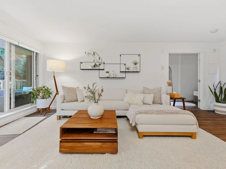 105-2832 Capilano Road, North Vancouver, BC, V7R 4H5 - 5