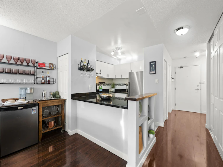 114-1545 E 2nd Avenue, Vancouver, BC, V5N 1C8 - 9