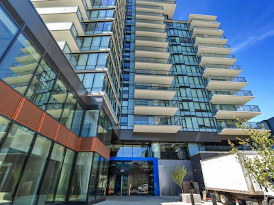 908-1588 Johnston Road - 2