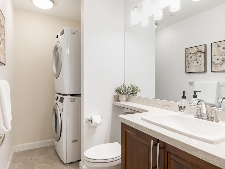 A102-20716 Willoughby Town Centre Drive, Langley, BC, V2Y 3J7 - 8