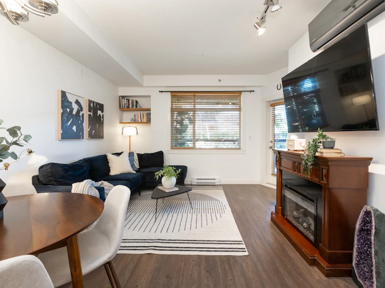 A102-20716 Willoughby Town Centre Drive, Langley, BC, V2Y 3J7 - 15
