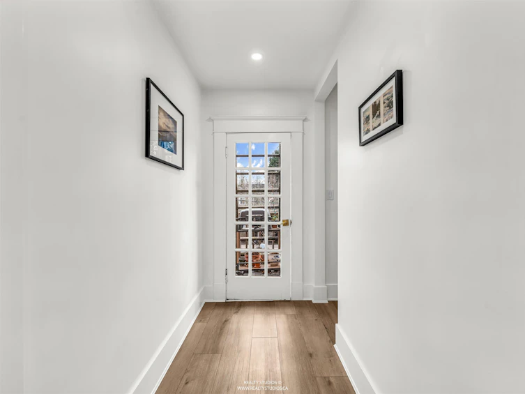 354 W 15th Avenue, Vancouver, BC, V5Y 1Y2 - 11