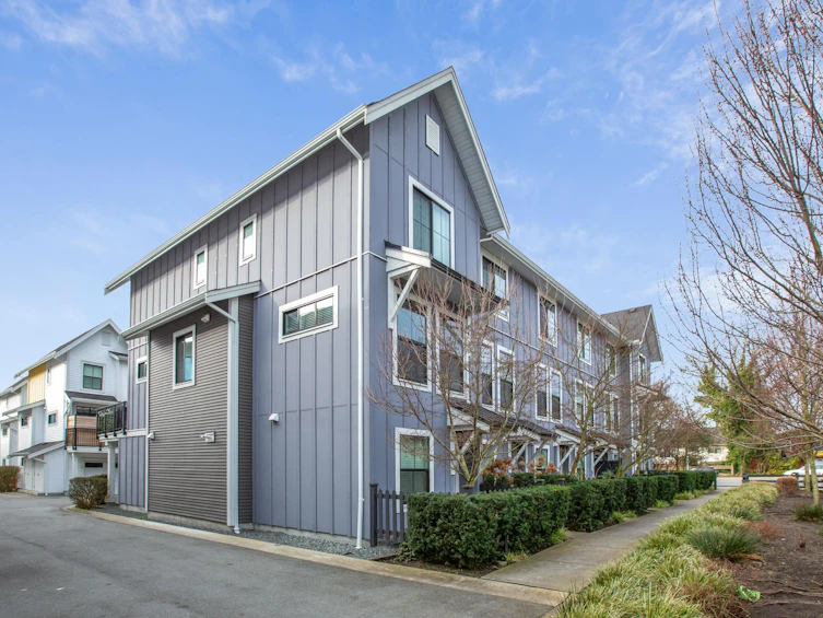 56-5945 176a Street, Surrey, BC, V3S 0A2