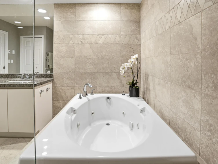5307 Aspen Drive, West Vancouver, BC, V7W 3C8 - 31