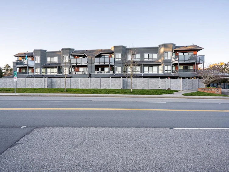 313-1830 E Southmere Crescent, Surrey, BC, V4A 9C2 - 32