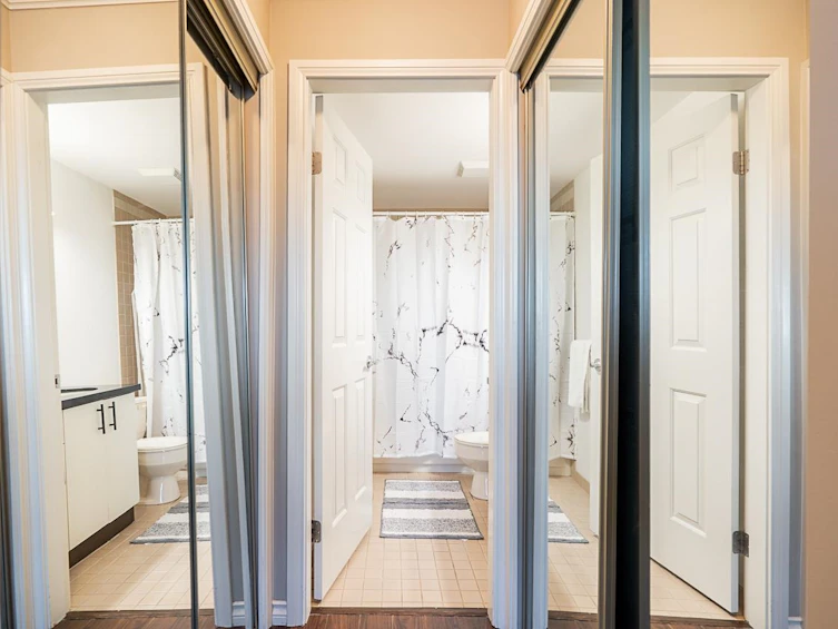 313-1830 E Southmere Crescent, Surrey, BC, V4A 9C2 - 18