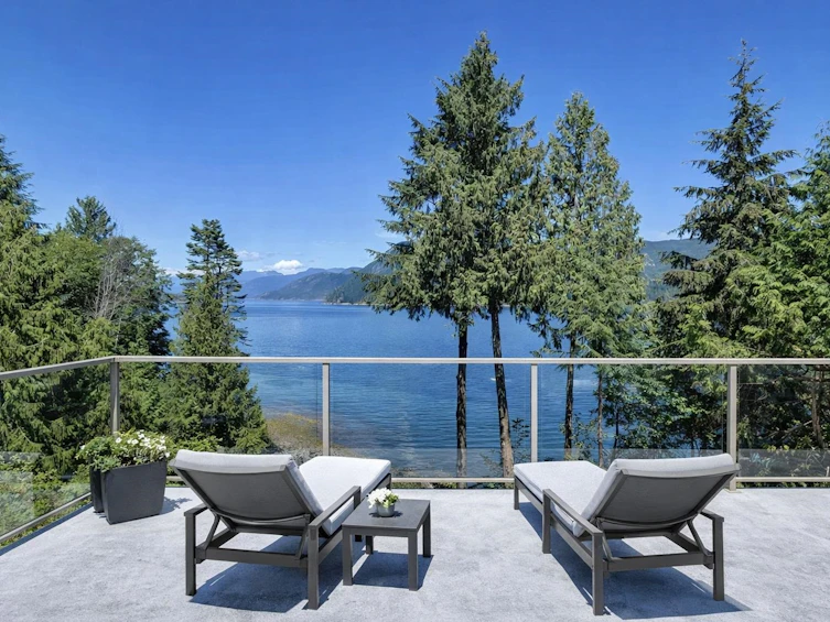 6448 N Gale Avenue, Sechelt, BC, V7Z 0L1 - 11