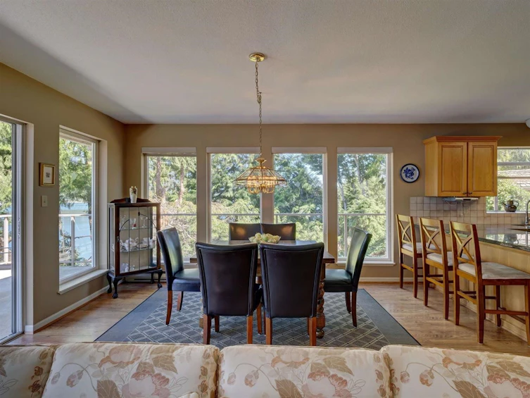 6448 N Gale Avenue, Sechelt, BC, V7Z 0L1 - 19