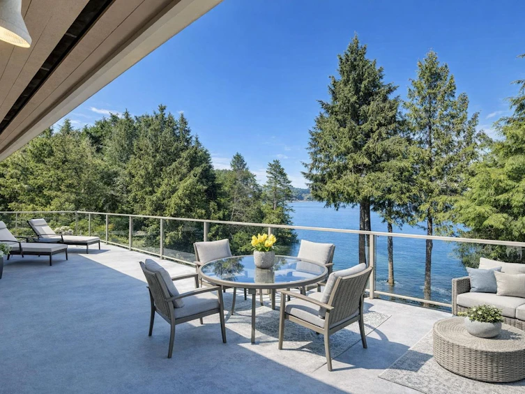6448 N Gale Avenue, Sechelt, BC, V7Z 0L1 - 10