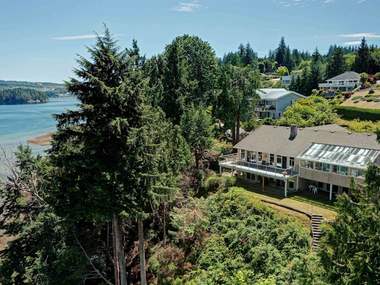 6448 N Gale Avenue, Sechelt, BC, V7Z 0L1 - 8