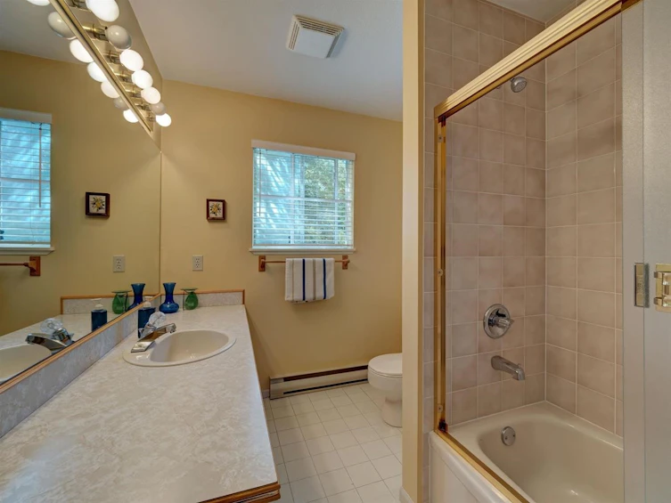 6448 N Gale Avenue, Sechelt, BC, V7Z 0L1 - 26